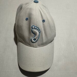 North‎ Carolina Tar Heels Hat Cap Fitted OS White Basketball Logo Mens #1029